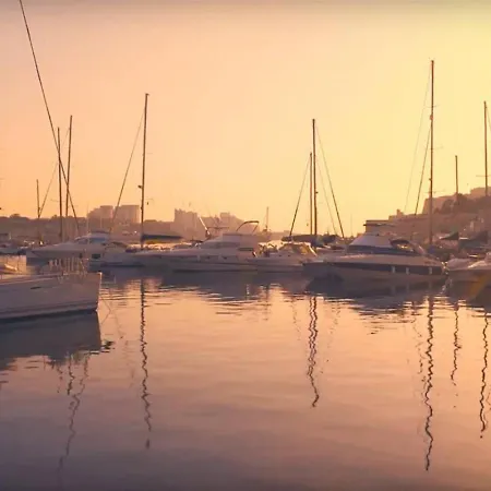 Unique Yacht Near Historic Valletta * Tal-Pietà