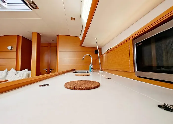 Holiday home Unique Yacht Near Historic Valletta *